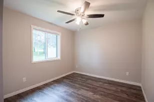 528 E St Charles Ave, Fergus Falls, MN 56537 - Photo 23