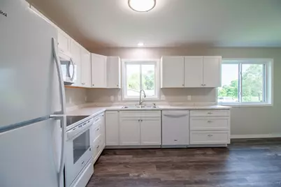528 E St Charles Avenue, Fergus Falls, MN 56537 - Photo 17