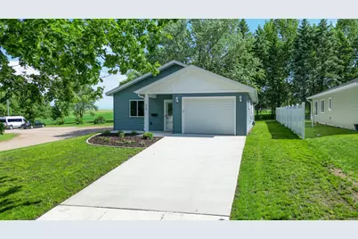 528 E St Charles Avenue, Fergus Falls, MN 56537 - Photo 29