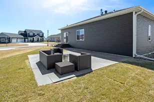 2089 67th Ave S, Fargo, ND 58104 - Photo 51