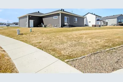 2089 67th Avenue S, Fargo, ND 58104 - Photo 53