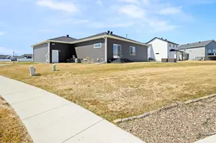 2089 67th Ave S, Fargo, ND 58104 - Photo 53