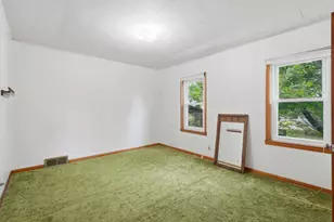 921 S Main St, River Falls, WI 54022 - Photo 11