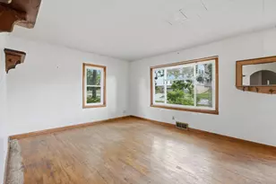 921 S Main St, River Falls, WI 54022 - Photo 5