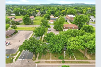 921 S Main Street, River Falls, WI 54022 - Photo 19