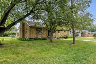 5117 Windsor Ave, Edina, MN 55436 - Photo 35