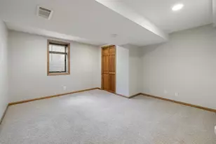 5117 Windsor Ave, Edina, MN 55436 - Photo 31
