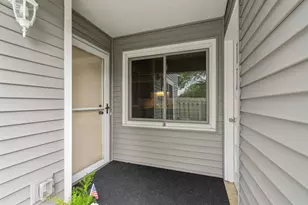 7604 Rimbley Rd, Woodbury, MN 55125 - Photo 3