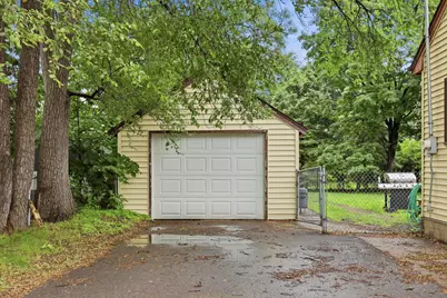 5732 Adair Avenue N, Crystal, MN 55429 - Photo 23