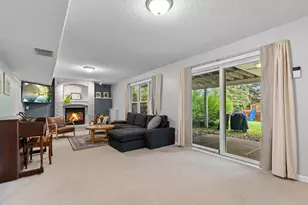 1119 Bluff Pass S, Chaska, MN 55318 - Photo 33