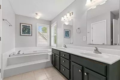 1119 Bluff Pass S, Chaska, MN 55318 - Photo 23