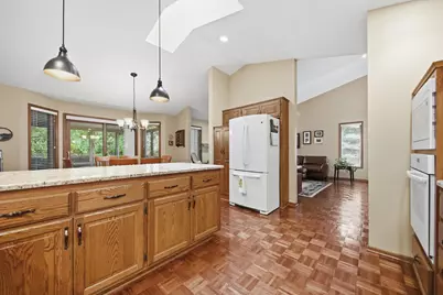 7017 Edenvale Boulevard, Eden Prairie, MN 55346 - Photo 9