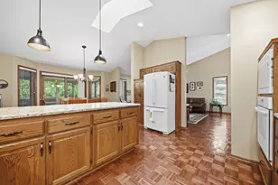 7017 Edenvale Blvd, Eden Prairie, MN 55346 - Photo 9