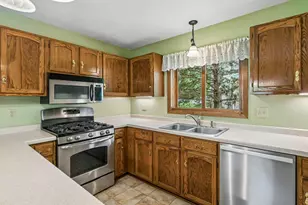 12725 Ethelton Way, Apple Valley, MN 55124 - Photo 11