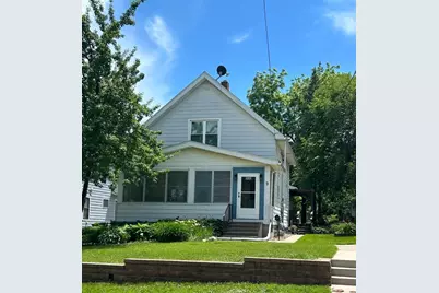 9 1st Street SE, Faribault, MN 55021 - Photo 1