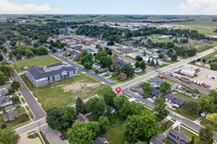 302 1st St NW, Dodge Center, MN 55927 - Photo 49