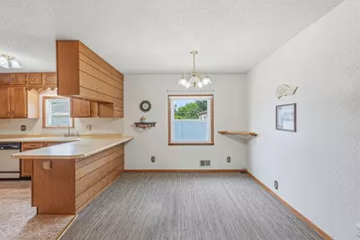5011 Monroe Street NE, Columbia Heights, MN 55421 - Photo 5