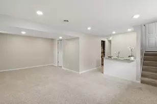 1325 Castle Ct, Golden Valley, MN 55427 - Photo 25