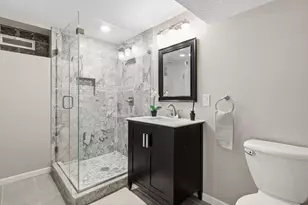 1325 Castle Ct, Golden Valley, MN 55427 - Photo 23