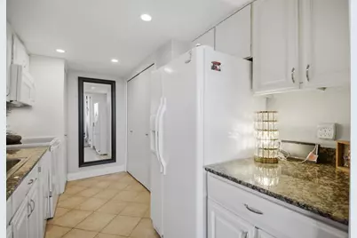 207 5th Avenue SW #901, Rochester, MN 55902 - Photo 15