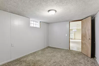 8352 Blaisdell Avenue S, Bloomington, MN 55420 - Photo 25