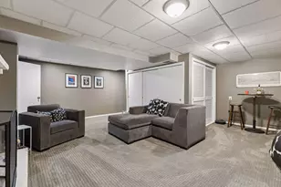 6030 Manchester Dr, Golden Valley, MN 55422 - Photo 27