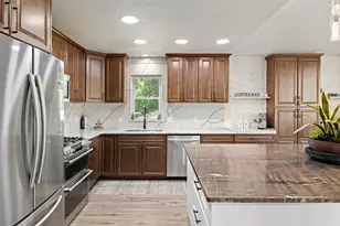 7712 N College Park Dr, Brooklyn Park, MN 55445 - Photo 3