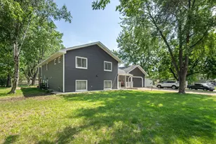 7712 N College Park Dr, Brooklyn Park, MN 55445 - Photo 17