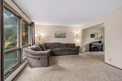 7840 W 100th Street, Bloomington, MN 55438 - Photo 5