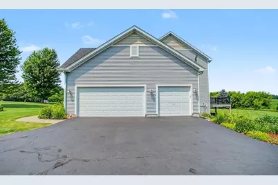 646 Tribute Parkway, River Falls, WI 54022 - Photo 27