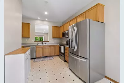 2229 Grimm Road, Chaska, MN 55318 - Photo 9
