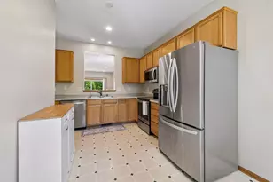 2229 Grimm Rd, Chaska, MN 55318 - Photo 9
