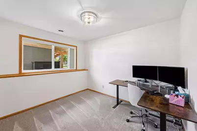 2229 Grimm Road, Chaska, MN 55318 - Photo 23