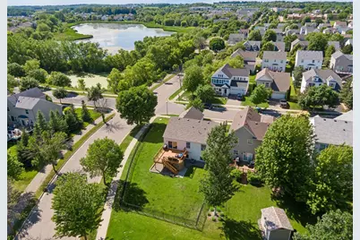 2229 Grimm Road, Chaska, MN 55318 - Photo 3