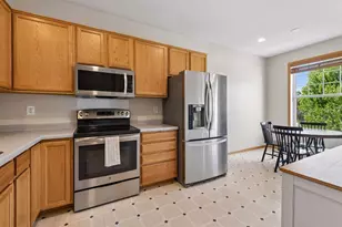 2229 Grimm Rd, Chaska, MN 55318 - Photo 7
