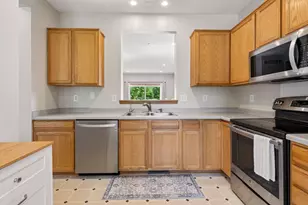 2229 Grimm Rd, Chaska, MN 55318 - Photo 11
