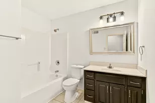 2605 Elmcroft Dr SW, Rochester, MN 55902 - Photo 25