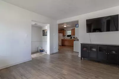 205 1st Street SW, Dodge Center, MN 55927 - Photo 5