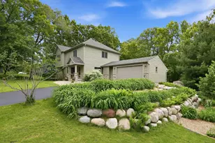 14901 Williston Ln, Minnetonka, MN 55345 - Photo 7