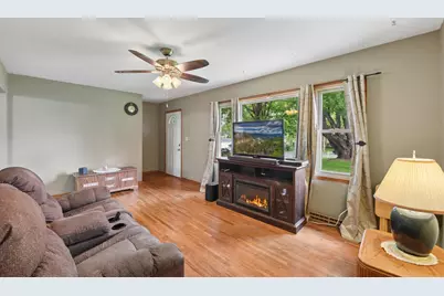538 S Wasson Lane, River Falls, WI 54022 - Photo 5