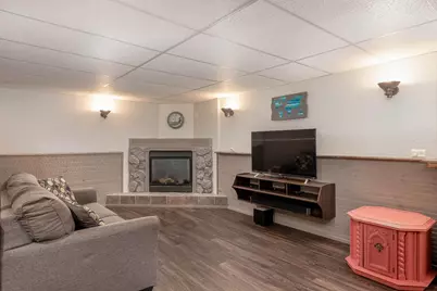 1215 Woodland Avenue, Mankato, MN 56001 - Photo 21