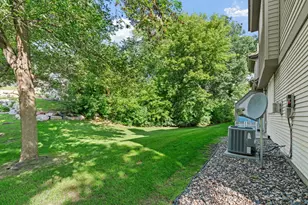 1416 McAndrews Rd E, Burnsville, MN 55337 - Photo 17