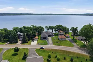 826 Shorewood Dr, Detroit Lakes, MN 56501 - Photo 59