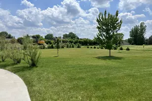 721 St James Cir, Litchfield, MN 55355 - Photo 7