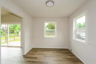 212 Wood Street S, Mora, MN 55051 - Photo 9