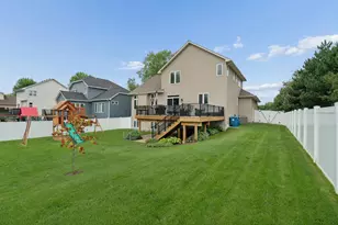 1803 Countryside Dr, Shakopee, MN 55379 - Photo 27