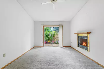 3246 Edgerton Street, Vadnais Heights, MN 55127 - Photo 13