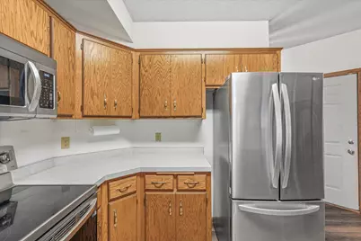 3246 Edgerton Street, Vadnais Heights, MN 55127 - Photo 7