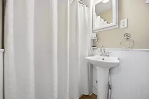 1041 5th St N, Fargo, ND 58102 - Photo 11