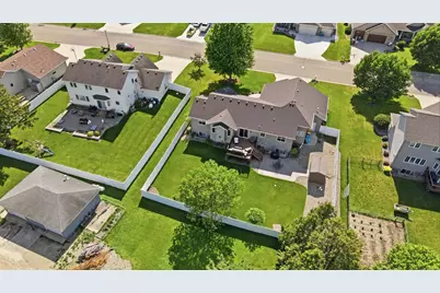 2405 Watertower Lane, Owatonna, MN 55060 - Photo 49
